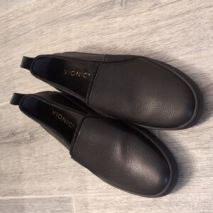 Vionic Cambria Womens Black Slip-On Loafers